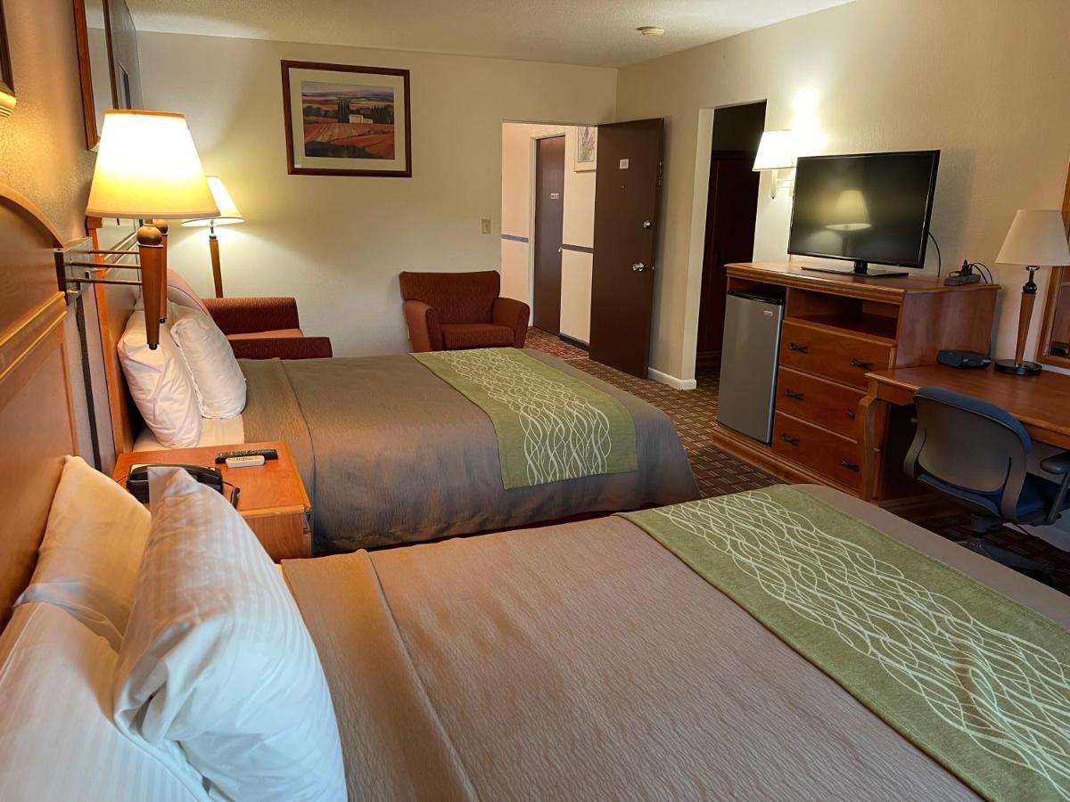 Village Bay Hotel 3*
